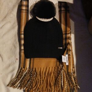 Steve Madden Black Knit Hat and Brown Plaid Scarf
